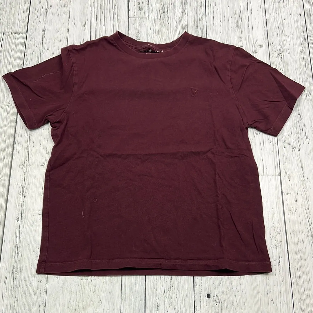 American Eagle burgundy T-shirt - Hers M