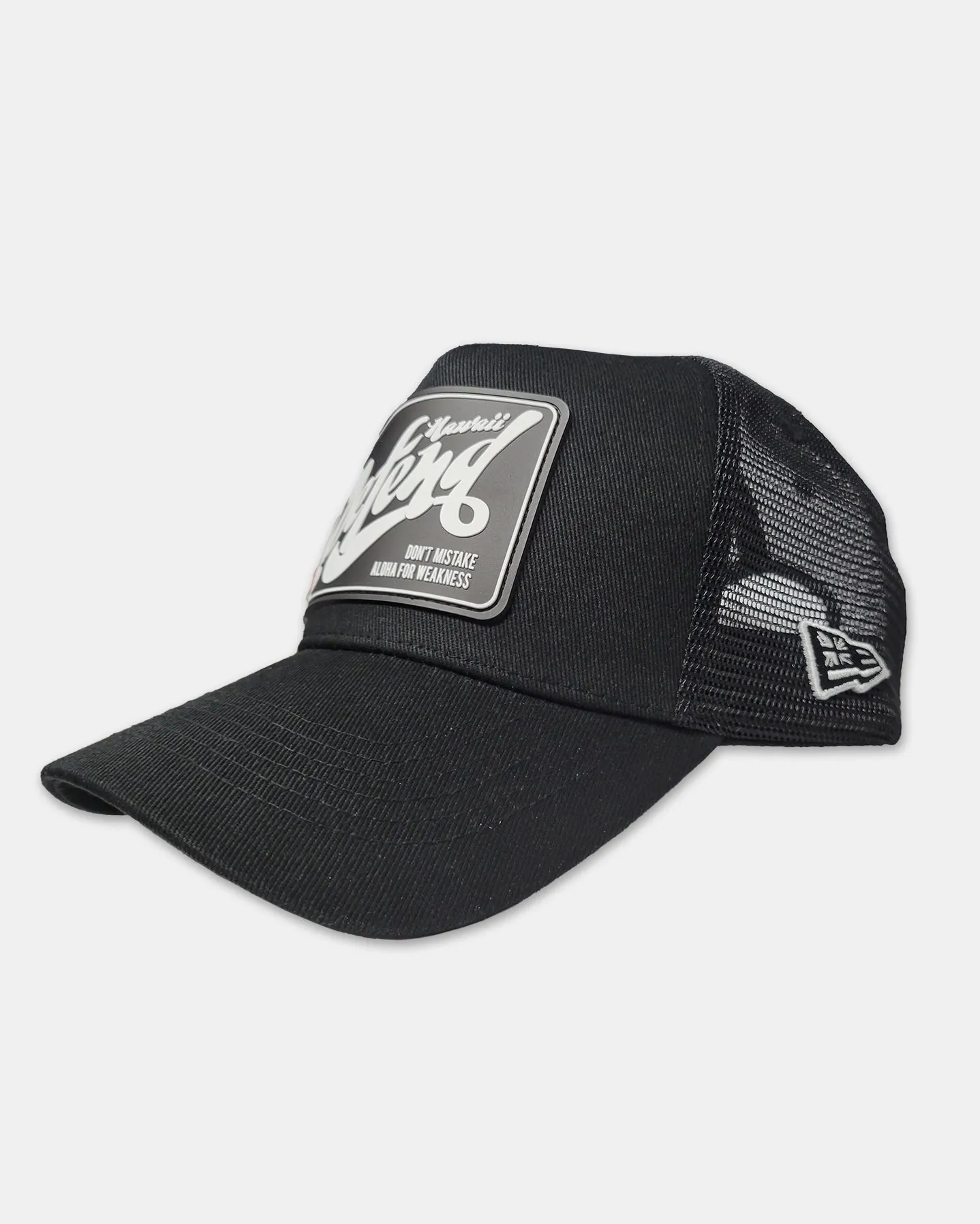 SCRIPTY Black Trucker