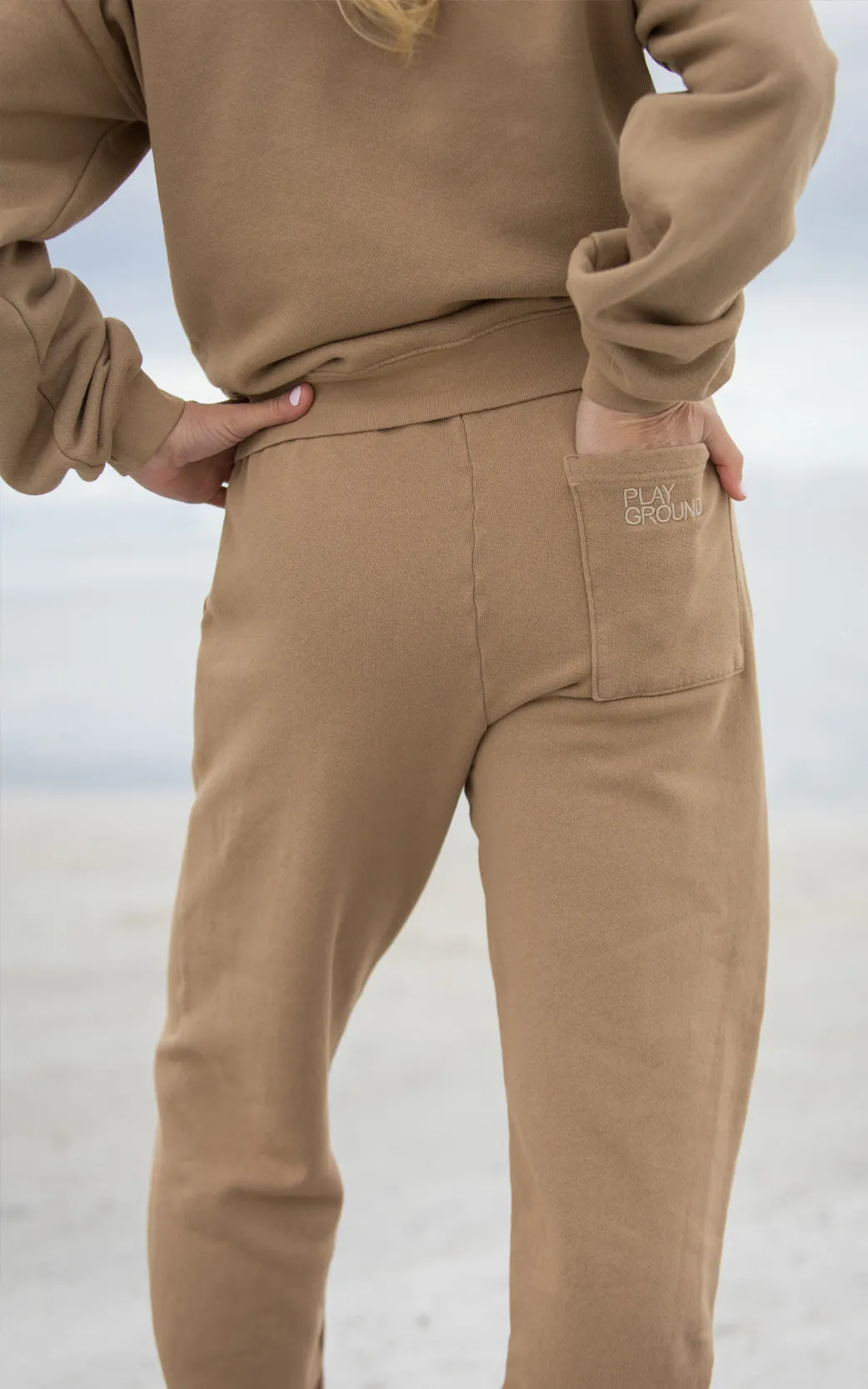 SOFT COTTON FRENCH TERRY JOGGER IN VINTAGE MOCHA all